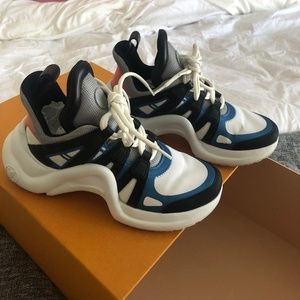 LOUIS VUITTON 2018 ARCLIGHT SNEAKER US6/EU36
